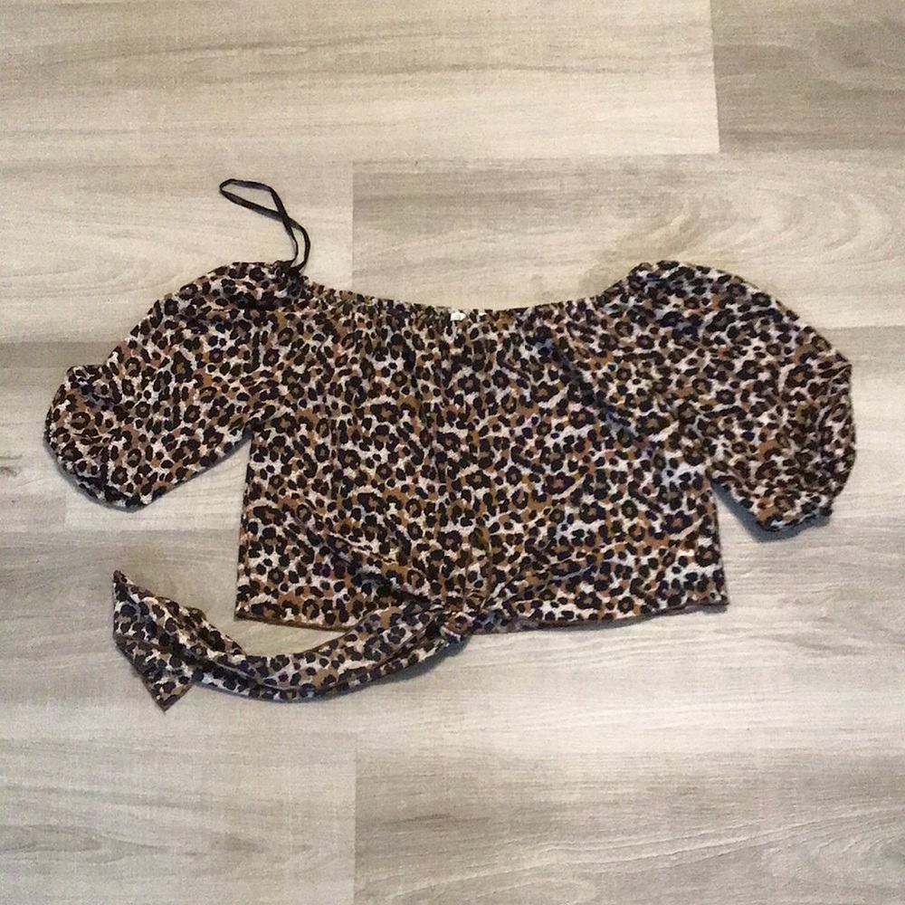 Youth cheetah print crop top